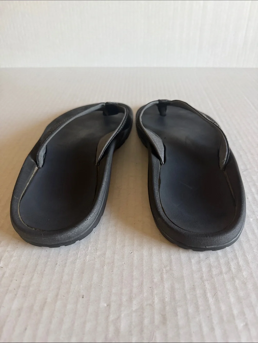 Olukai Men’s Black Ohana Flip Flop Sandals